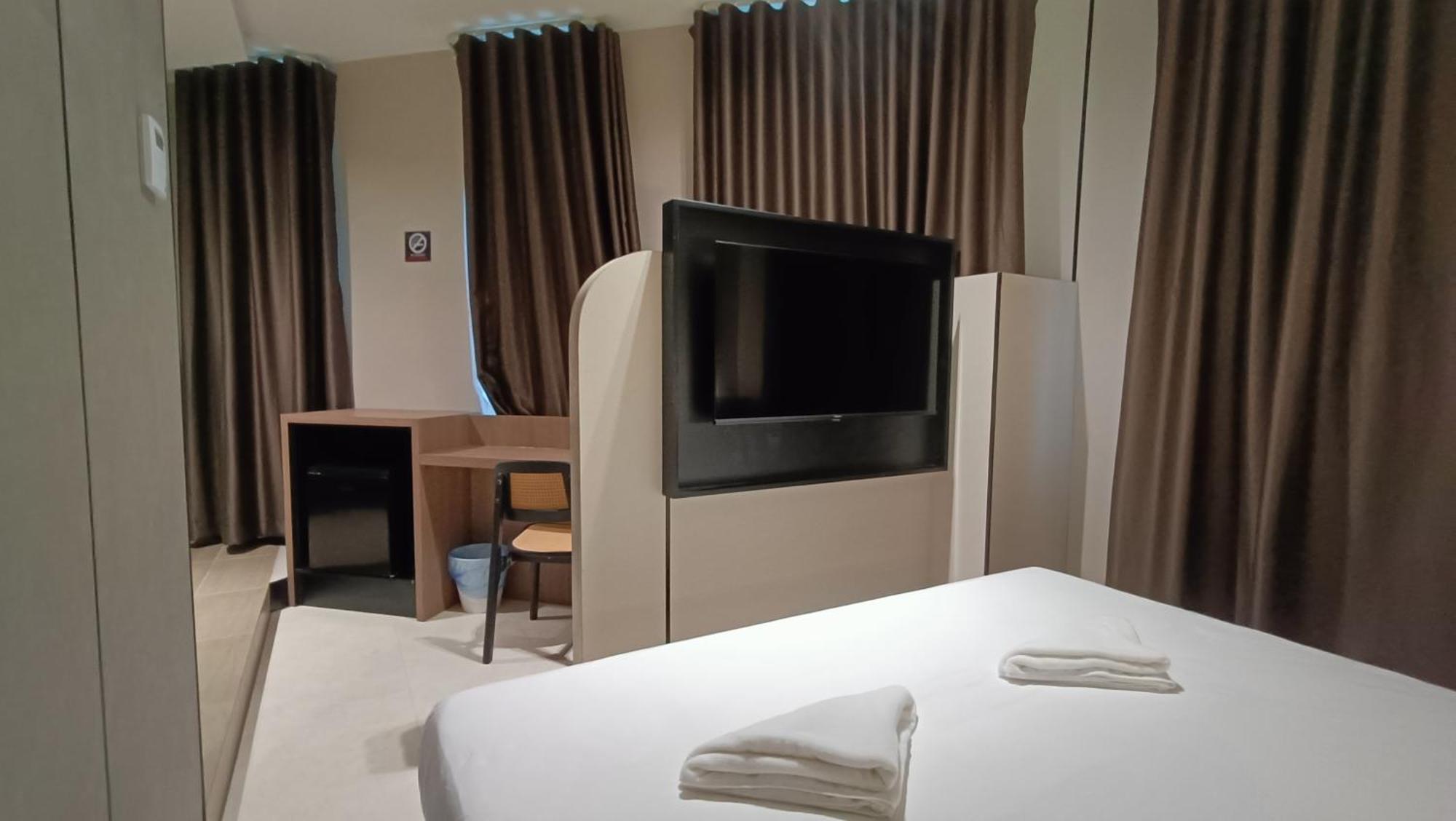 Urban Inn, Serai Wangi Padang Serai Exterior foto